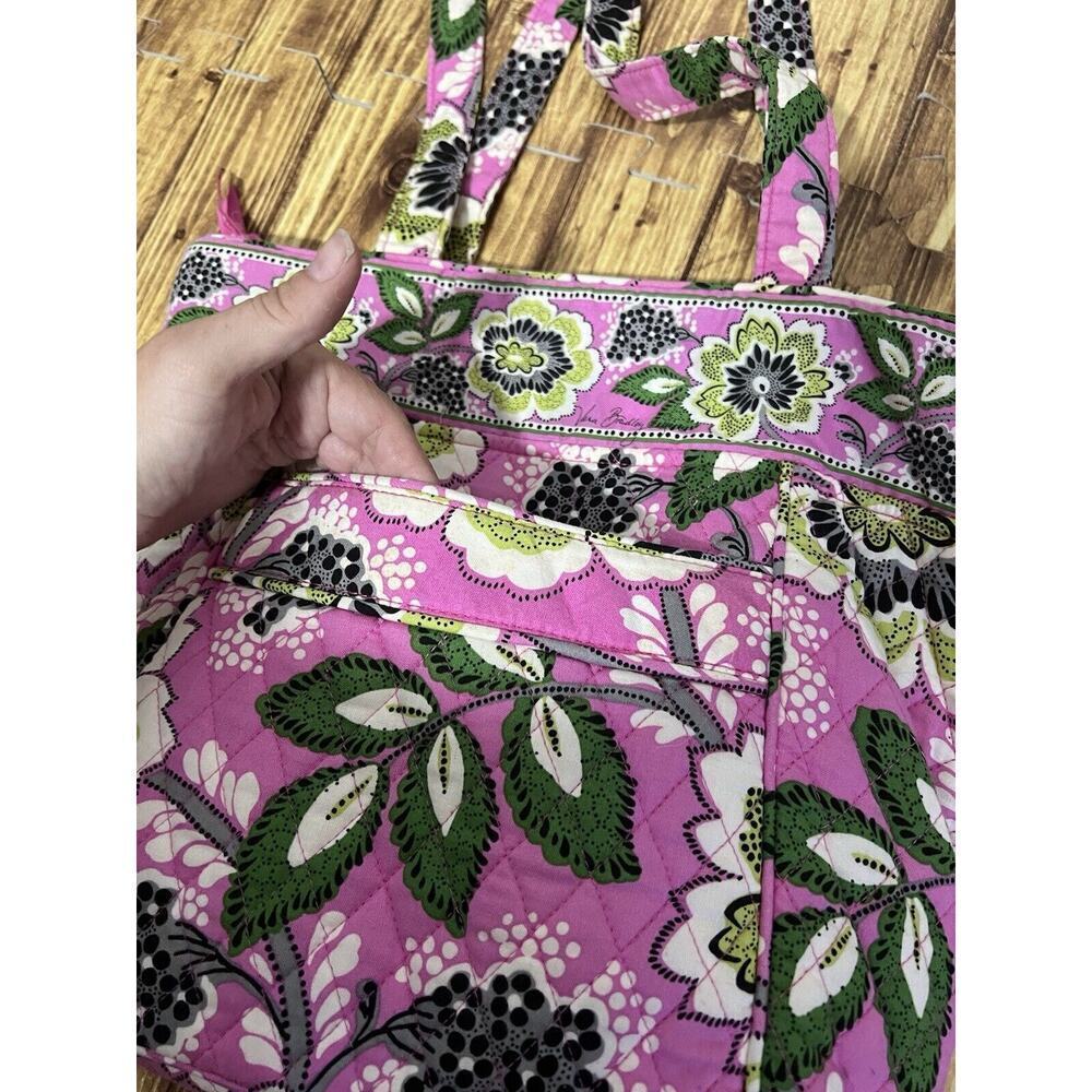 True Vera Bradley Large Toggle Shoulder Tote Pink Mod Floral 14 x 17 - Picture 4 of 9